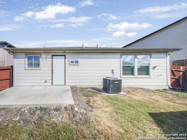 9534 Lookover Bay Property Photo 8