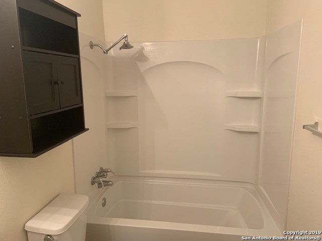 6022 Castle Hunt Property Photo 8