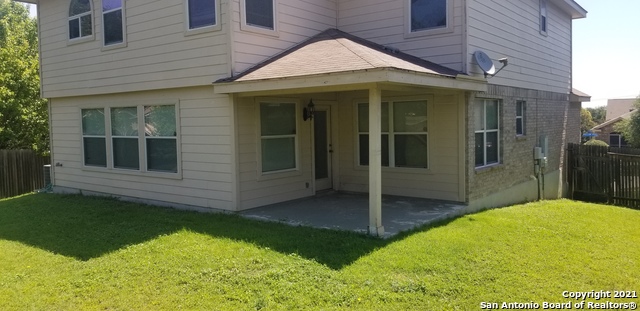 323 Hollow Trail Property Photo 3