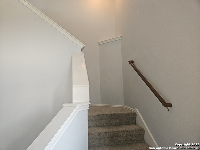 323 Hollow Trail Property Photo 12