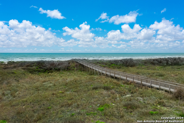 810 Banyan Beach Dr Property Photo 30