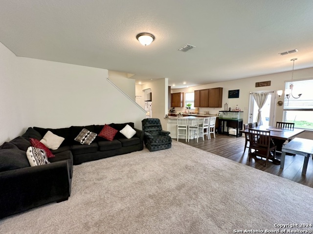 10314 Violeta Way Property Photo 4