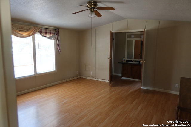 1095 Scenic Dr. Property Photo 14