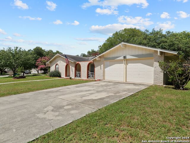 303 Cordoba Dr Property Photo 3