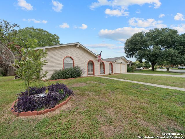 303 Cordoba Dr Property Photo 5