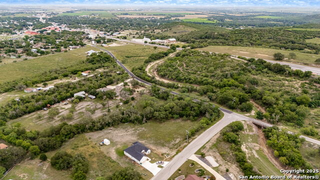 River Blf Property Photo 13