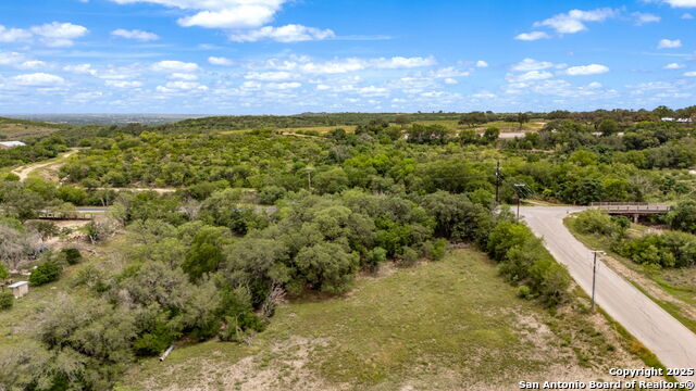 River Blf Property Photo 17