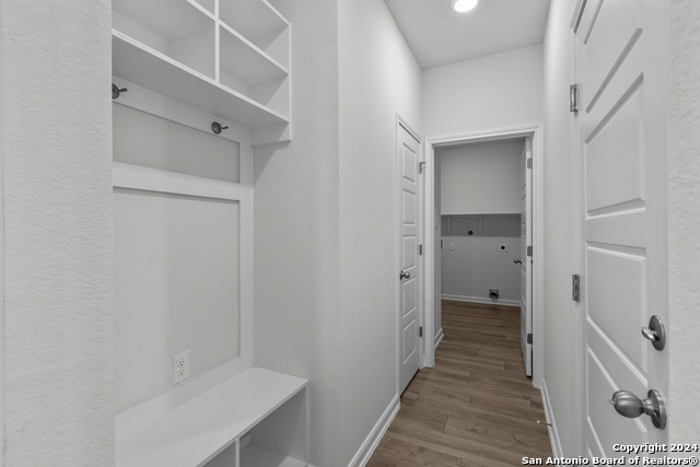10515 Briceway Bay Property Photo 7