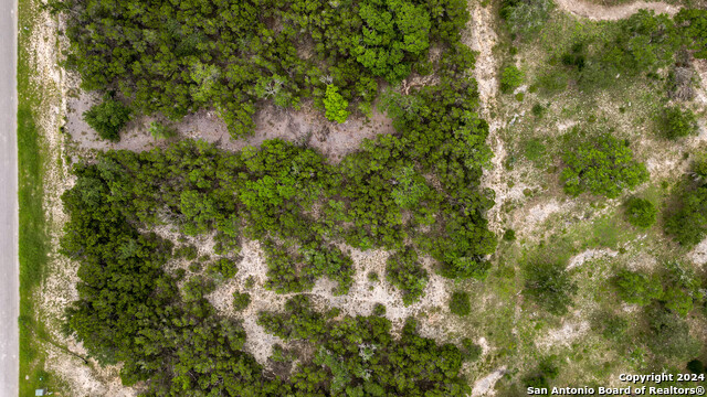 22406 White Doe Pass Property Photo 4