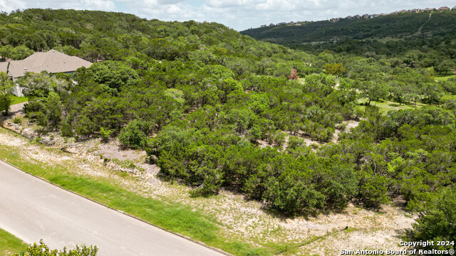 22406 White Doe Pass Property Photo 9
