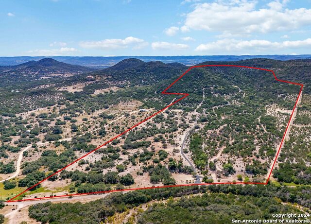 3293 N Little Creek Rd Property Photo 2
