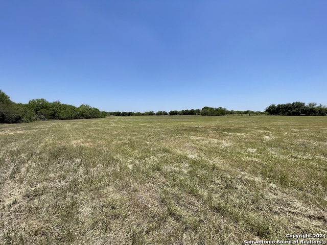 Tract 2 West King Lane Property Photo 13