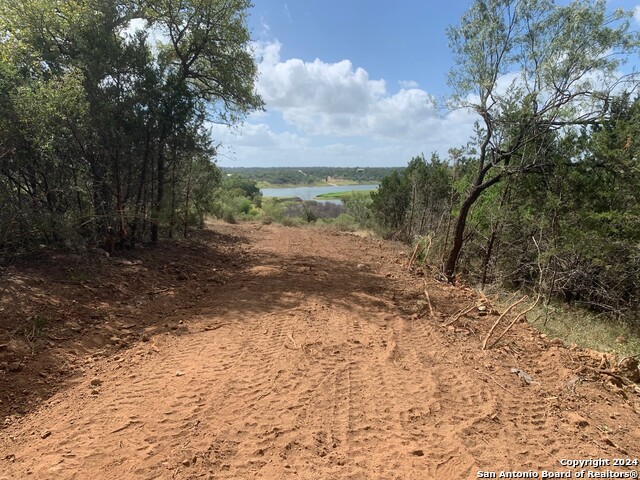 281 Chimney Cove Property Photo 10