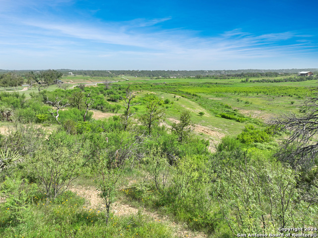 281 Chimney Cove Property Photo 18
