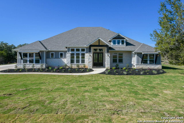 1147 Blackburnian Property Photo 1