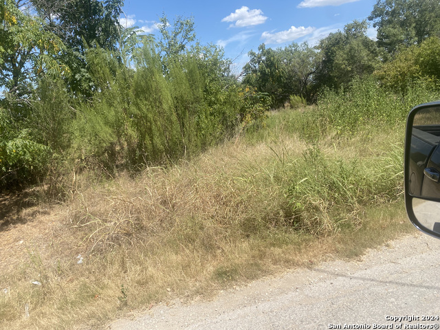 570 County Road 6842 Property Photo 6
