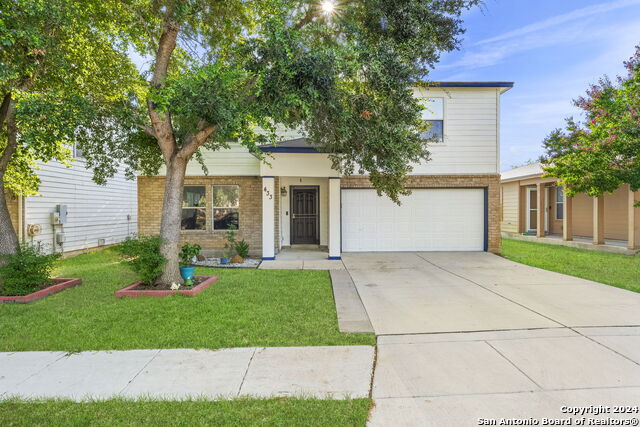 433 Hinge Loop Property Photo 1