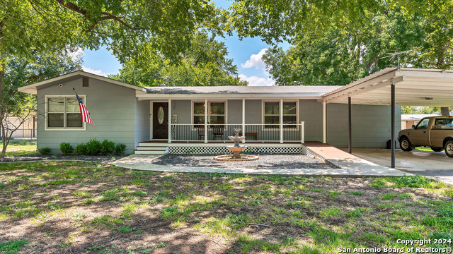 404 Reiley Rd Property Photo 1