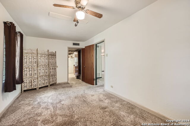 201 E Cheryl Dr Property Photo 12