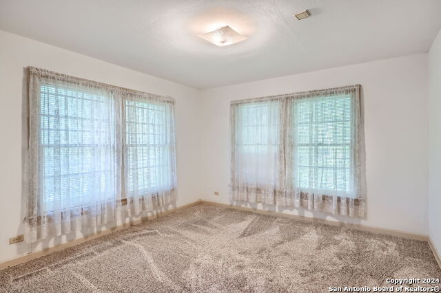 201 E Cheryl Dr Property Photo 13