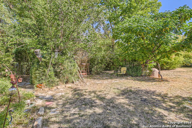 201 E Cheryl Dr Property Photo 20