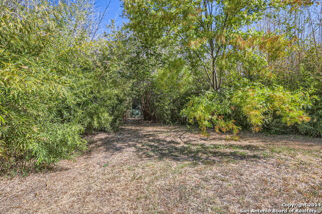 201 E Cheryl Dr Property Photo 23