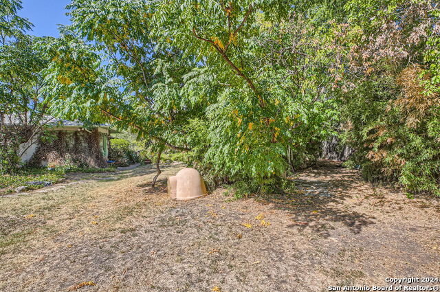201 E Cheryl Dr Property Photo 24