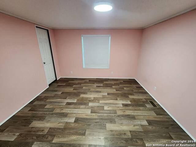 11903 N State Highway 123 Property Photo 12