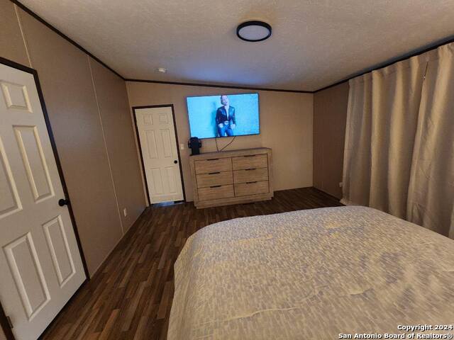 11903 N State Highway 123 Property Photo 16