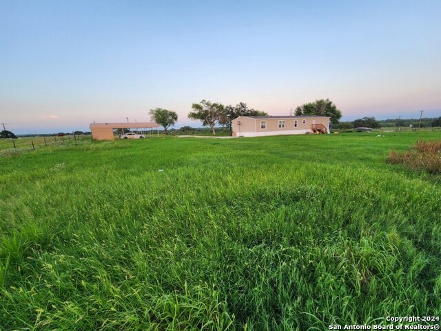 11903 N State Highway 123 Property Photo 23