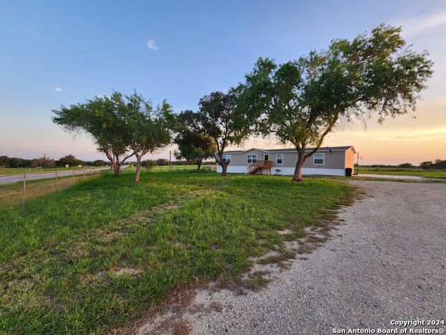 11903 N State Highway 123 Property Photo 36