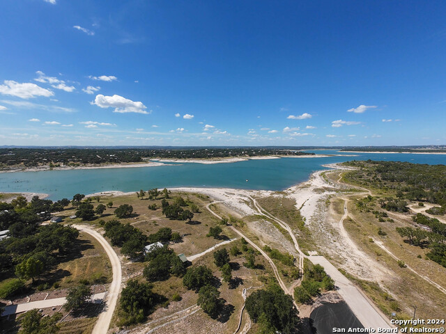 1530 Canyon Bend Property Photo 1