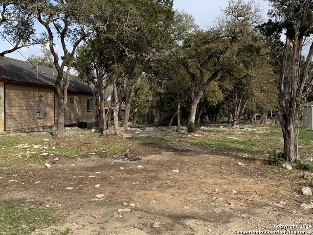 1915 TANGLEWOOD TRL Property Photo 1