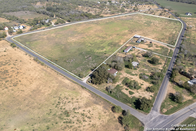 9840 Bexar Rd Property Photo 4