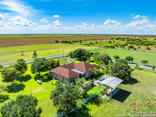 8515 Cr 1839 Property Photo