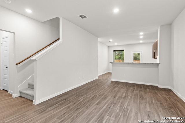15019 Homing Meadow Property Photo 3