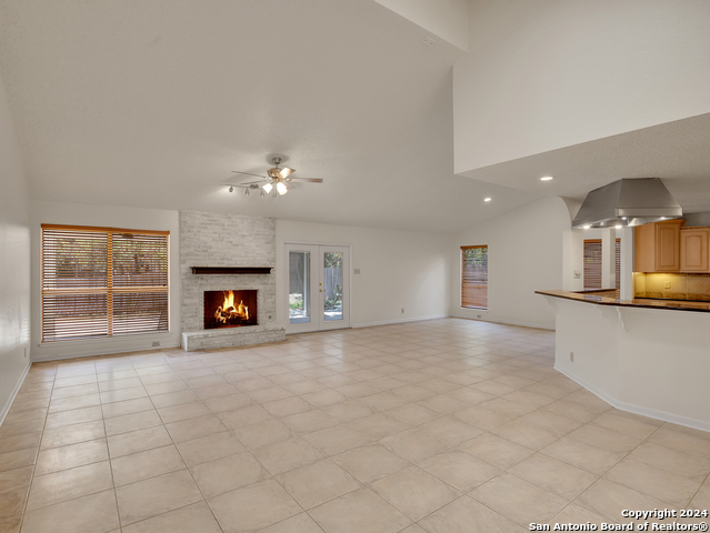 16718 Turkey Point St Property Photo 4