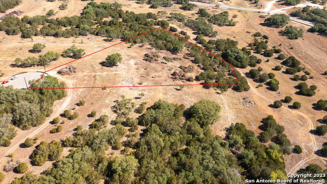 87 Tiswin Trl Property Photo 2