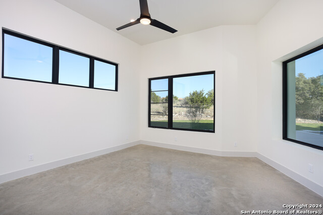1363 Bordeaux Ln Property Photo 34