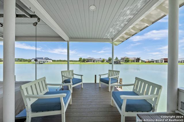 108 Lakeside Cv Property Photo 10