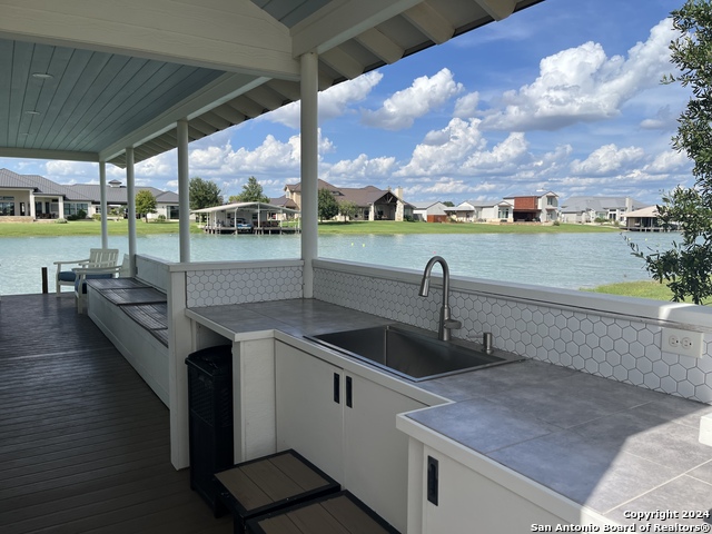 108 Lakeside Cv Property Photo 12