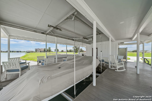 108 Lakeside Cv Property Photo 13