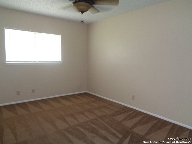 2528 Corian Glen Dr Property Photo 4