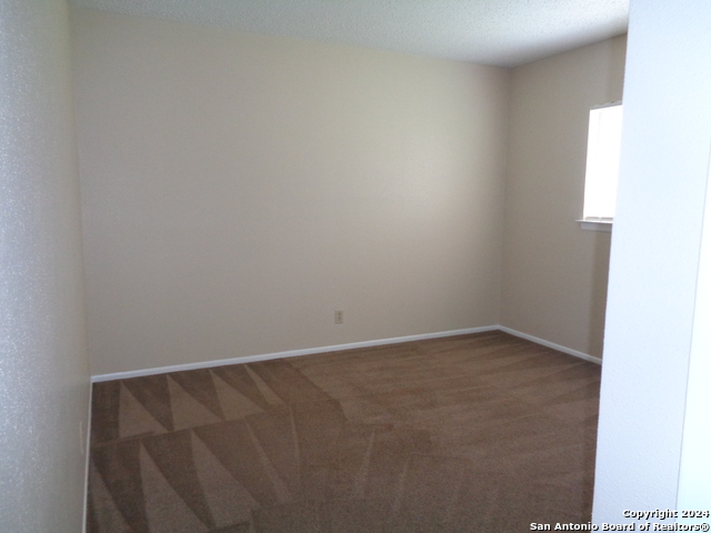 2528 Corian Glen Dr Property Photo 6
