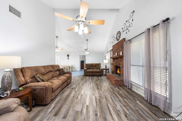 104 Scenic Oak Property Photo 18