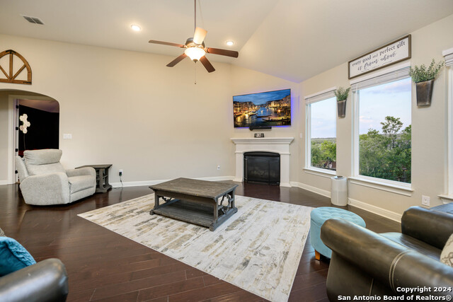 219 Roundtop Hill Property Photo 12