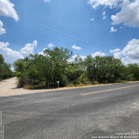 14096 Greenwood Rd Property Photo 3