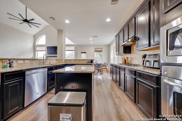 23902 Alpine Ldg Property Photo 12