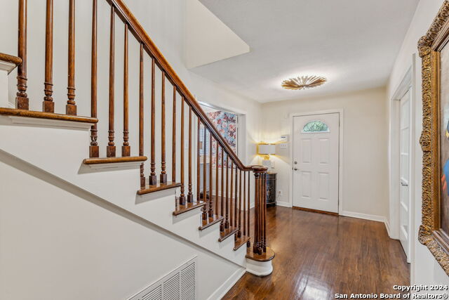106 Morningside Dr Property Photo 6
