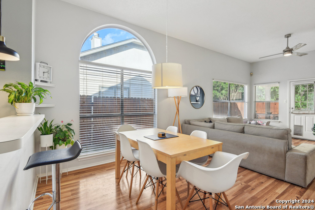7926 Quail Breeze Property Photo 4
